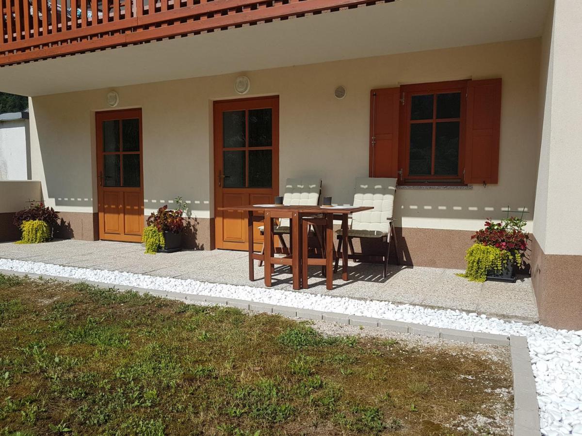 Apartma 64 Бовец Экстерьер фото